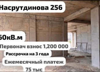 Продам 2-ком. квартиру, 60 м2, Махачкала, проспект Насрутдинова, 256