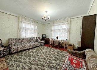 Продается 3-ком. квартира, 67 м2, Армавир, улица Софьи Перовской, 24