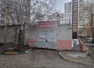 Сдается в аренду машиноместо, 21 м2, Саратовская область