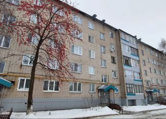 Продаю 2-ком. квартиру, 47 м2, Елабуга, проспект Мира, 19