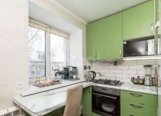 Продается трехкомнатная квартира, 62.1 м2, Тюмень, улица Белинского, 12, Калининский округ