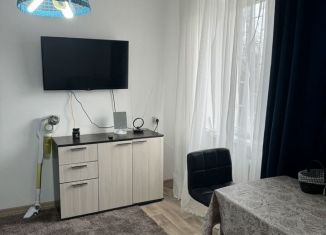 Сдаю 2-ком. квартиру, 40 м2, Армавир, переулок Пугачёва, 4