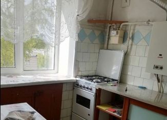 Сдача в аренду 3-ком. квартиры, 60 м2, Бор, улица Чугунова, 9