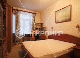 Сдается в аренду 3-ком. квартира, 75 м2, Санкт-Петербург, улица Беринга, 10, Василеостровский район