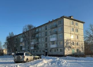 Продажа 2-комнатной квартиры, 44.2 м2, рабочий посёлок Кормиловка, Советская улица, 136