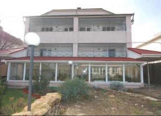 Продаю дом, 448 м2, поселок городского типа Заозерное, улица Чкалова, 70