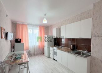 Продам 3-комнатную квартиру, 73 м2, Энгельс, улица Колотилова, 80