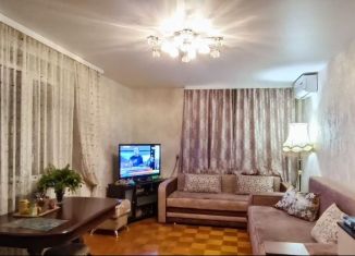 Продается трехкомнатная квартира, 60 м2, Казань, проспект Ямашева, 11, Московский район