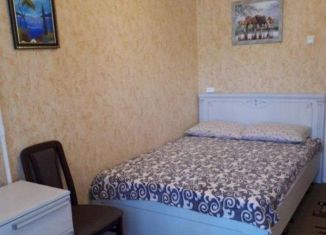 Сдается 2-ком. квартира, 45 м2, Евпатория, Эскадронная улица, 13