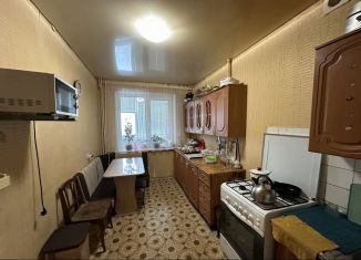 Продается трехкомнатная квартира, 69 м2, Кумертау, улица Энергетиков, 23