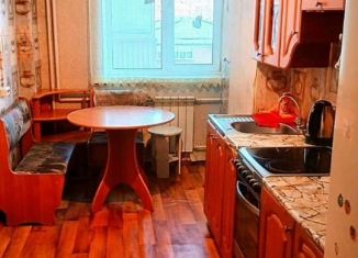 Сдается трехкомнатная квартира, 74 м2, Иркутск, улица Баррикад, 62/10