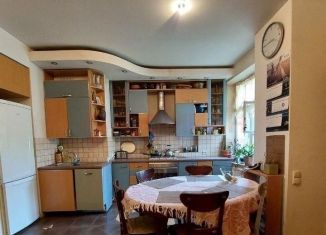 Продаю 3-ком. квартиру, 80 м2, Ростов-на-Дону, улица Максима Горького, 55, Ленинский район