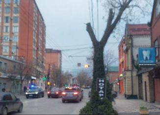 Продаю помещение свободного назначения, 450 м2, Махачкала, улица Магомедтагирова, 54, Кировский внутригородской район