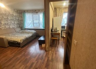 Продается 1-ком. квартира, 31 м2, Череповец, проспект Строителей, 20