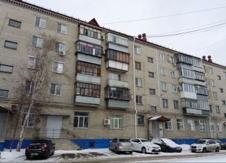 Продается двухкомнатная квартира, 51 м2, Курган, улица Гоголя, 128