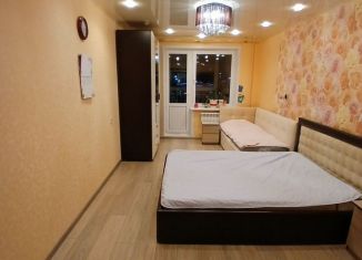 Продам 3-комнатную квартиру, 70 м2, Кировская область, улица Азина, 17