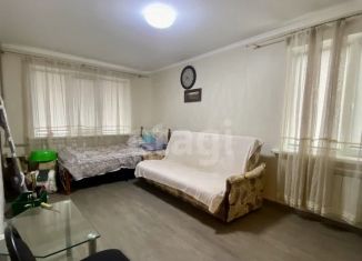 Продаю 3-ком. квартиру, 63 м2, Белгород, улица 5 Августа, 20А