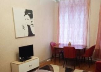 Сдача в аренду 1-ком. квартиры, 40 м2, Москва, Садовая-Черногрязская улица, 16-18с1, метро Курская