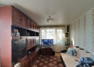 Продается 3-комнатная квартира, 60 м2, Азов, улица Пушкина, 112