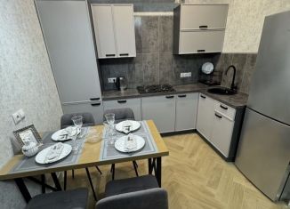 Продажа 3-ком. квартиры, 60 м2, Тверская область, Дружная улица, 17