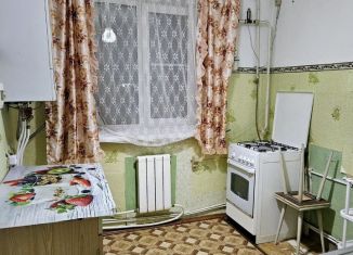 Продажа 1-ком. квартиры, 32 м2, Новгородская область, Введенская улица, 9