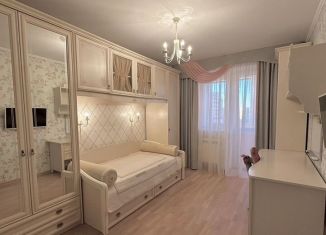 Сдам в аренду 2-ком. квартиру, 60 м2, Одинцово, Садовая улица, 22А