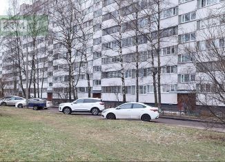 Продам 3-комнатную квартиру, 60.8 м2, Санкт-Петербург, Суздальский проспект, 63к3, Калининский район