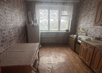 Сдам 1-ком. квартиру, 35 м2, Калуга, улица Плеханова, 2к2