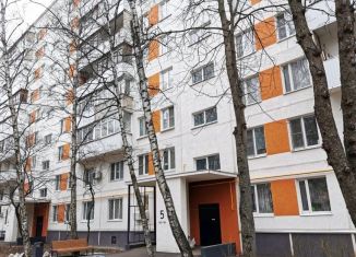 Продаю 3-ком. квартиру, 11.8 м2, Москва, Днепропетровская улица, 7к2