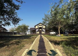 Сдаю в аренду дом, 160 м2, Астраханская область, Речная улица, 61