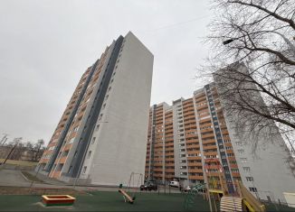 Продаю 2-ком. квартиру, 69 м2, Самара, Черемшанская улица, метро Кировская