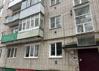 Продам 1-комнатную квартиру, 32.6 м2, Вышний Волочёк, улица Мира, 68А