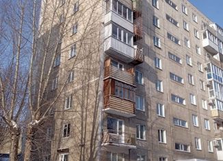 Продаю 3-комнатную квартиру, 57.7 м2, Омск, Заозёрная улица, 11