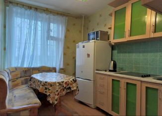 Продам 3-комнатную квартиру, 59 м2, Удомля, улица Космонавтов, 3