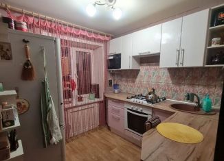 Продам 2-ком. квартиру, 43.1 м2, Курск, Садовая улица, 29