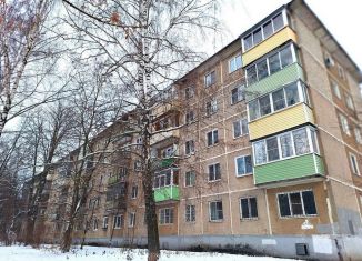 Продаю двухкомнатную квартиру, 44 м2, Коломна, улица Макеева, 6