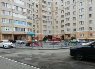 Однокомнатная квартира в аренду, 50 м2, Калуга, улица Луначарского, 39