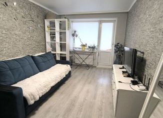 Сдача в аренду 2-ком. квартиры, 46 м2, Курск, Народная улица, 7А