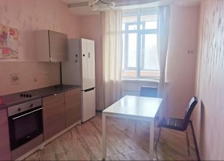 Сдам в аренду трехкомнатную квартиру, 110 м2, Москва, улица Академика Волгина, 8А, ЮЗАО