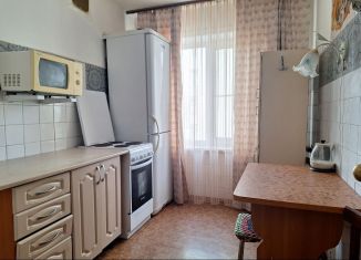 Продам 2-ком. квартиру, 47 м2, Новосибирск, улица Зорге, 227, Кировский район