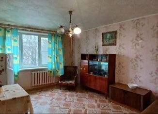 Продам 2-комнатную квартиру, 45 м2, Тихвин, 2-й микрорайон, 16