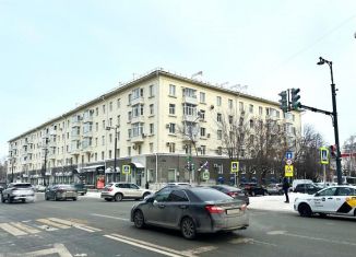 Продаю 3-ком. квартиру, 74.3 м2, Уфа, Ленинский район, улица Ленина, 72