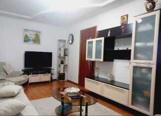 Продается 2-комнатная квартира, 42.7 м2, Гуково, улица Гагарина, 21