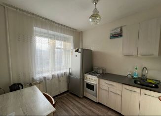 Продается 1-ком. квартира, 32 м2, Красноярск, Высотная улица, 27, Октябрьский район