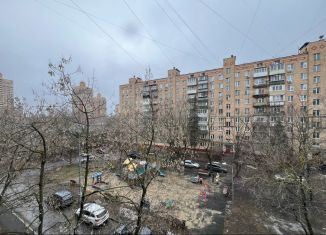 Продажа 2-комнатной квартиры, 46.1 м2, Москва, Лодочная улица, 31к4, метро Водный стадион