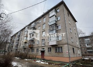 Продаю 2-ком. квартиру, 43.8 м2, Иваново, улица Якова Гарелина, 12