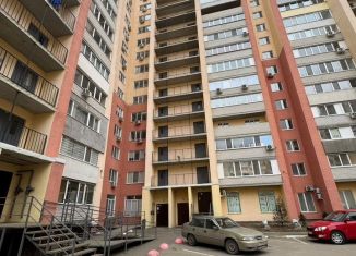 Продаю 1-ком. квартиру, 44 м2, Саратов, Усть-Курдюмская улица, 21, Волжский район