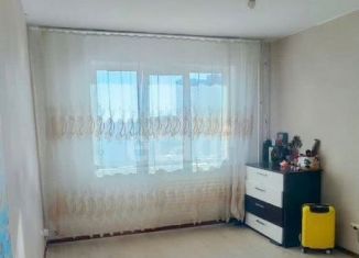 Продажа 2-ком. квартиры, 51 м2, Владивосток, улица Адмирала Кузнецова, 88