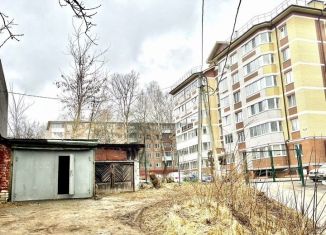 Продаю гараж, 20 м2, Брянск