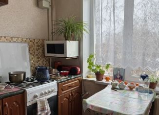 Продается 2-ком. квартира, 42 м2, Отрадный, Отрадная улица, 19А